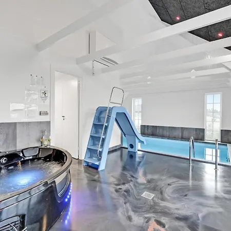 Casa de Férias Lovely In With Sauna