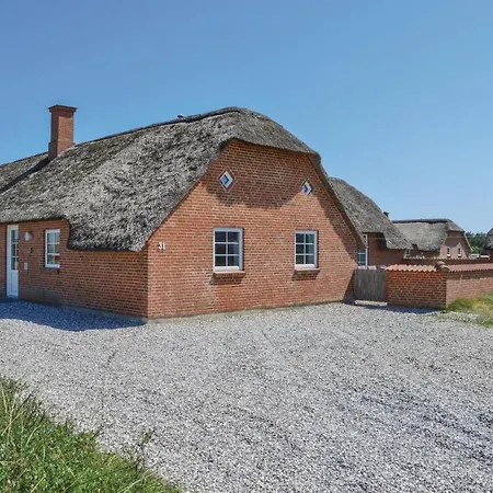 Lovely In With Sauna Casa de Férias *